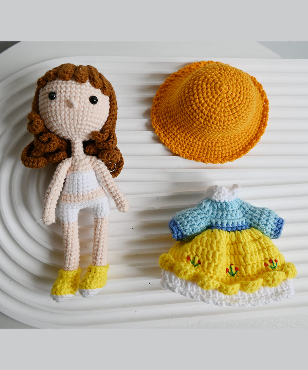 Amigurumi Cute Doll,Hand Crocheted Girly Toy,Vintage Hat Doll,Amigurumi Craft Doll